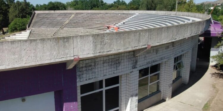 El Gobierno realizará mejoras en el complejo deportivo ‘Ave Fénix’