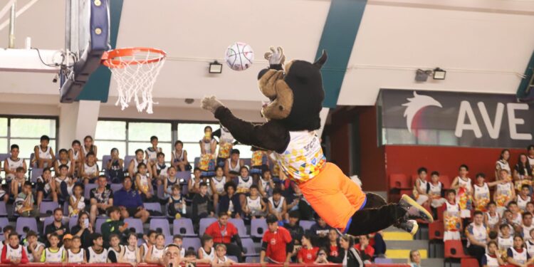El ‘Ave Fénix’ fue sede del 2° Encuentro Nacional de Mini Básquet con la participación de 400 chicos