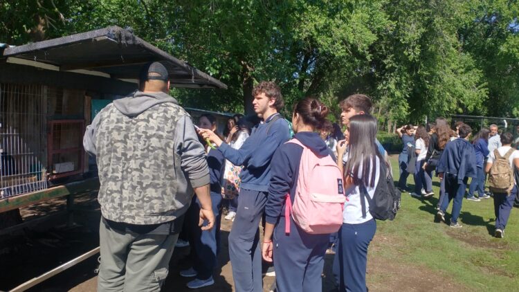 El Instituto María Auxiliadora participó de una jornada educativa en la Granja Cruz de Piedra