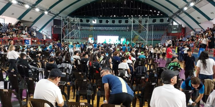 La final de los Juegos Intercolegiales Deportivos se vivió en el Ave Fénix