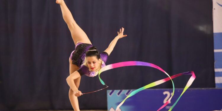 Ya está en marcha el Campeonato Nacional de Gimnasia Rítmica en el ‘Ave Fénix’