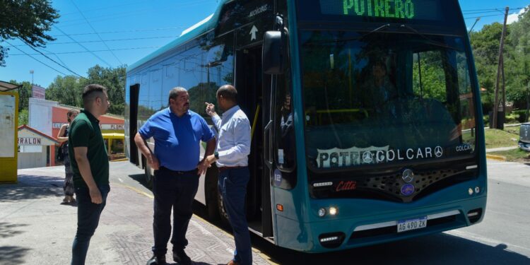 Sumarán nuevas frecuencias nocturnas de transporte hacia Potrero de los Funes