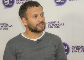 “Primero está Potrero, después la política”.