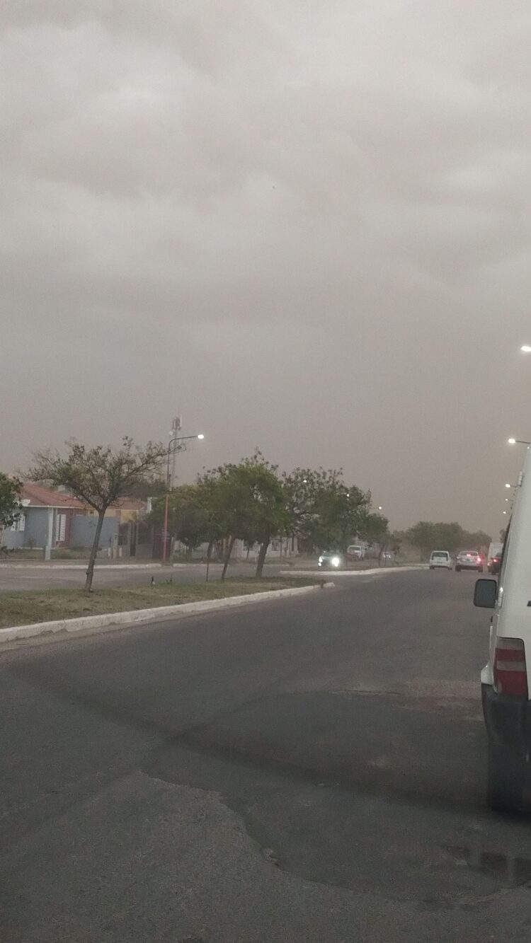 Temporal provoca destrozos en Juana Koslay y alrededores