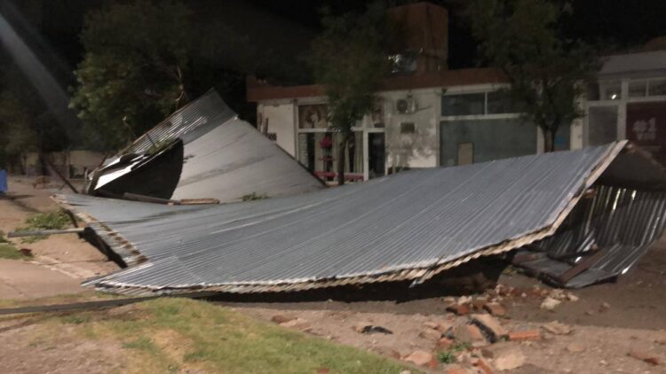 Reporte Edesal, 23,15 hs