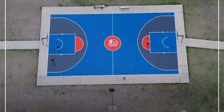 Ponen en valor la cancha de básquet del Parque Urbano