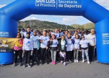 La correcaminata del ‘Carrillo’ convocó a más de 600 personas