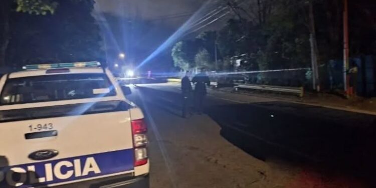 Un hombre fue asesinado de un disparo en plena calle de Juana Koslay