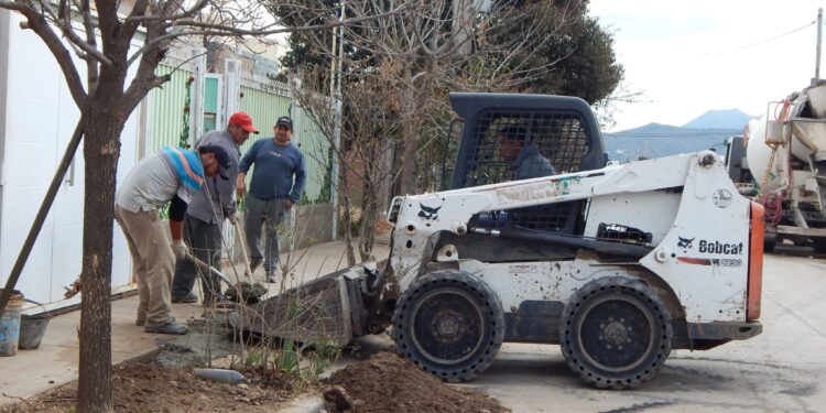 Las cañerías de gas natural ya recorren el barrio Malvinas y avanza la planta reguladora