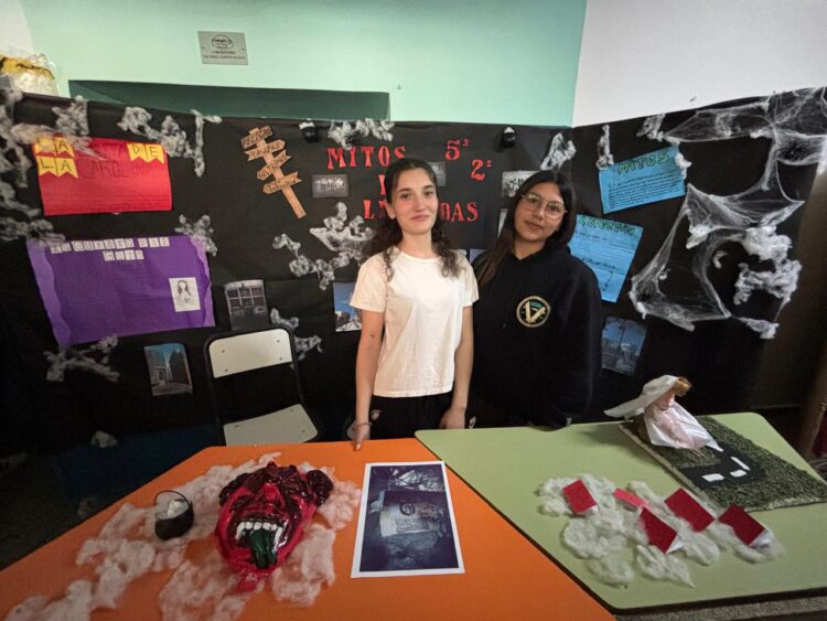 Estudiantes de Juana Koslay presentaron un trabajo sobre las regiones de San Luis