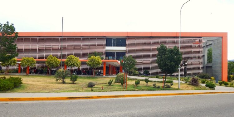 Los agentes de la administración pública cobrarán sus sueldos el 29 de agosto