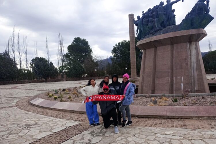 Según Gobierno crecieron las visitas de turistas extranjeros al Monumento al Pueblo Puntano de la Independencia
