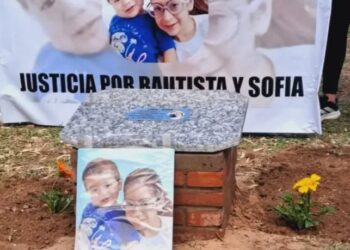 A un año del crimen de Juana Koslay, homenajearon a Bautista y Sofía en una placita