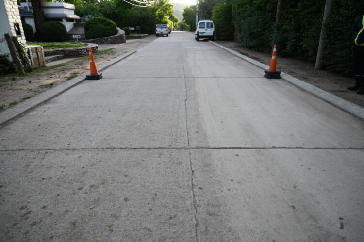 Inauguraron obra de pavimentación en Las Chacras