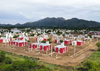 70 familias recibieron su vivienda en Juana Koslay