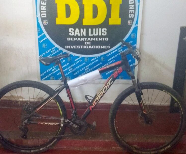 La Policía realizó allanamientos en San Luis, La Punta y Juana Koslay y secuestró armas de fuego, municiones y otros elementos