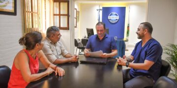 El intendente de Juana Koslay se reunió con autoridades del Hospital