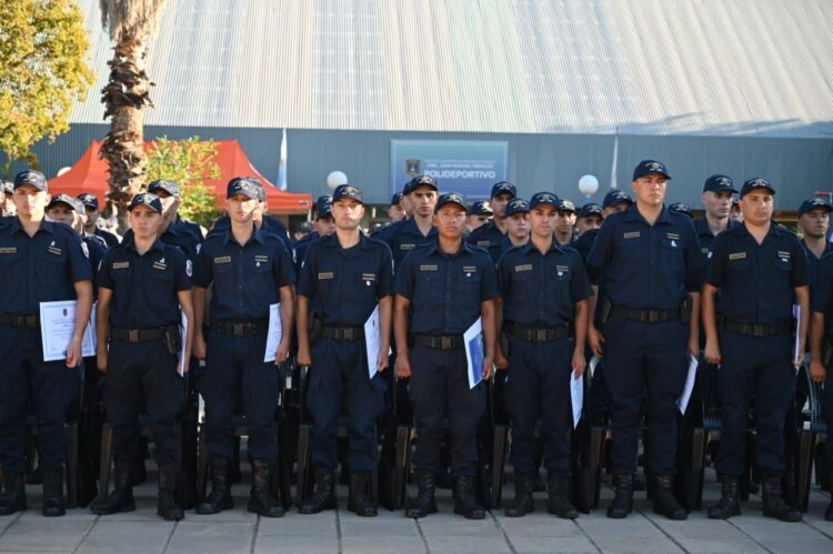 Egresaron más de 80 agentes del Instituto Superior de Seguridad Pública