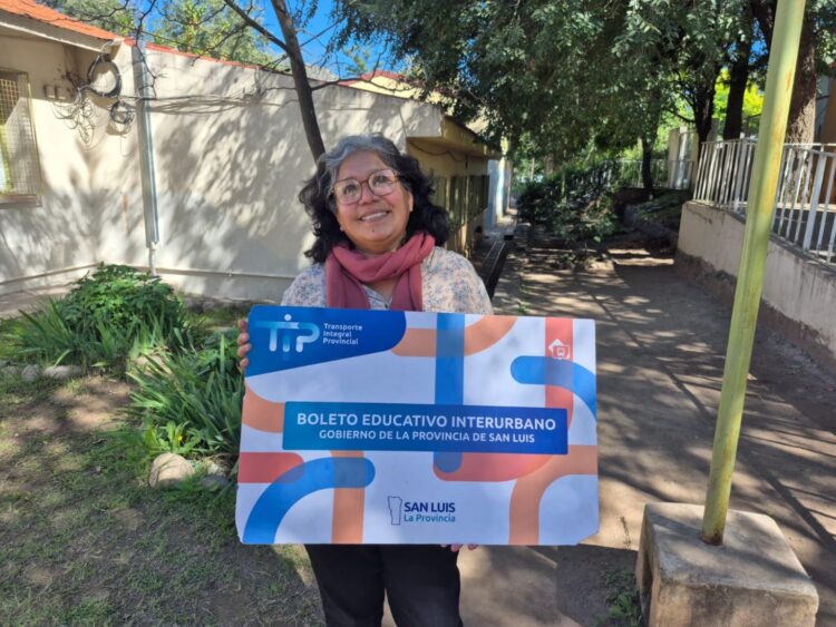 En Juana Koslay y Potrero de los Funes ya entregaron más de 170 tarjetas del BEI