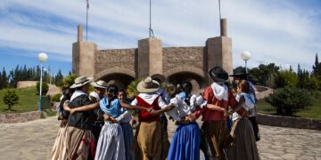 Invitan a grupos de danza de toda la provincia a participar de un ‘Gran Pericón Nacional’