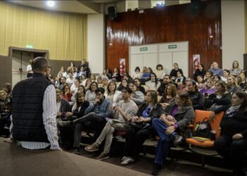 Realizaron con éxito el 2° Congreso de Neurodiversidad en la EDIRO