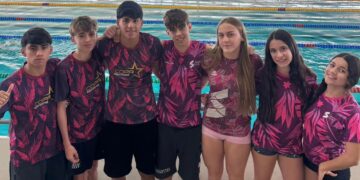 Destacada actuación de jóvenes nadadores de Juana Koslay en el Nacional de Cadetes en Santiago del Estero