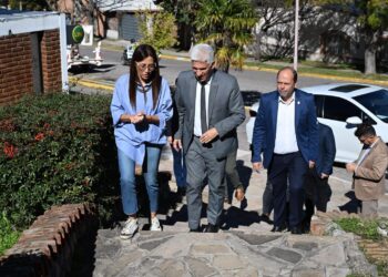 Poggi visitó Potrero de los Funes y respaldó a la nueva gestión municipal