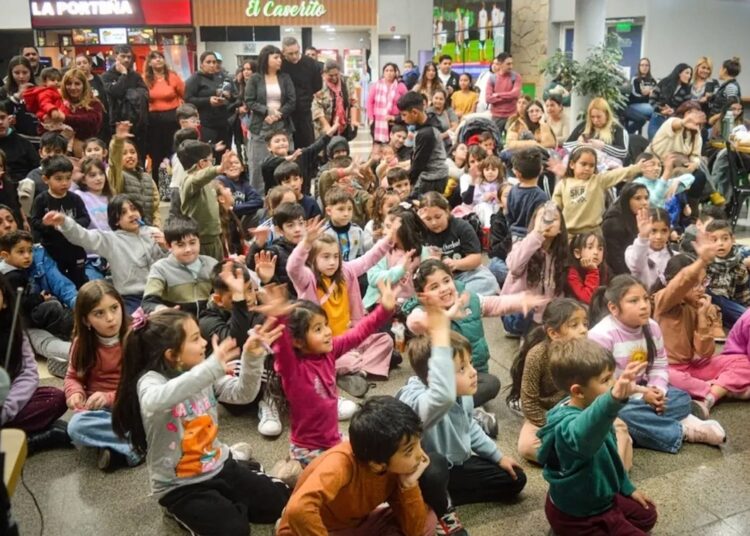 Más de 1.900 personas disfrutaron del cierre de las vacaciones de invierno en la EDIRO