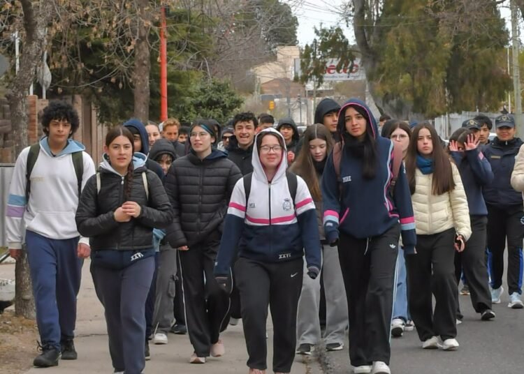 La tradicional marcha de “la Mixta”, que sigue caminando: 51 años de la Marcha Patriótica