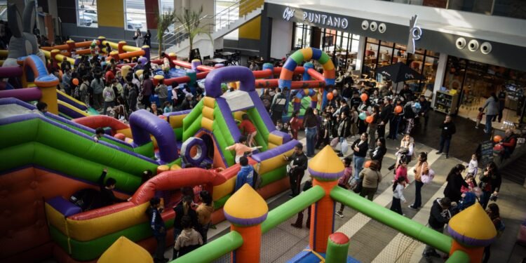 Más de 1.000 chicos disfrutaron de la celebración del Día del Niño con el 1° Festival del Pelotero