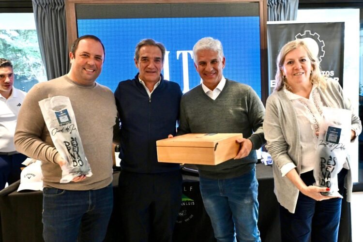 Poggi participó de la entrega de premios del tradicional ‘Torneo del Gobernador’