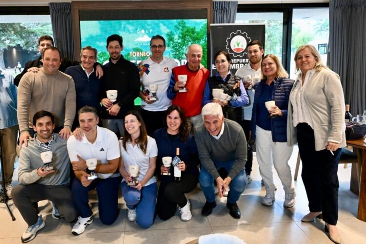 Poggi participó de la entrega de premios del tradicional ‘Torneo del Gobernador’