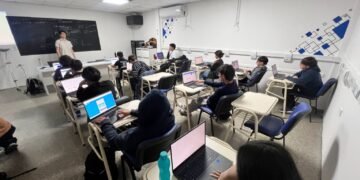 Estudiantes de nivel Secundario se forman en nuevas tecnologías en Juana Koslay