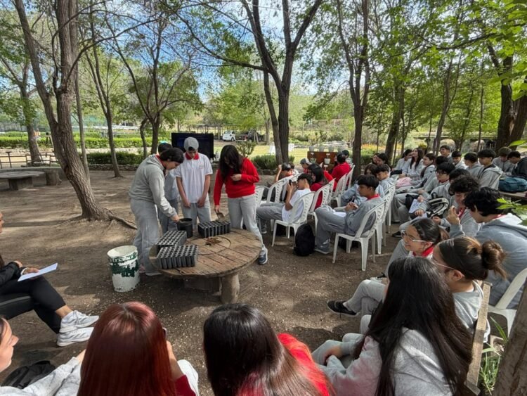 Estudiantes de la EPA N°5 ‘Modelo San Luis’ visitaron el Vivero Ecoparque de Cruz de Piedra